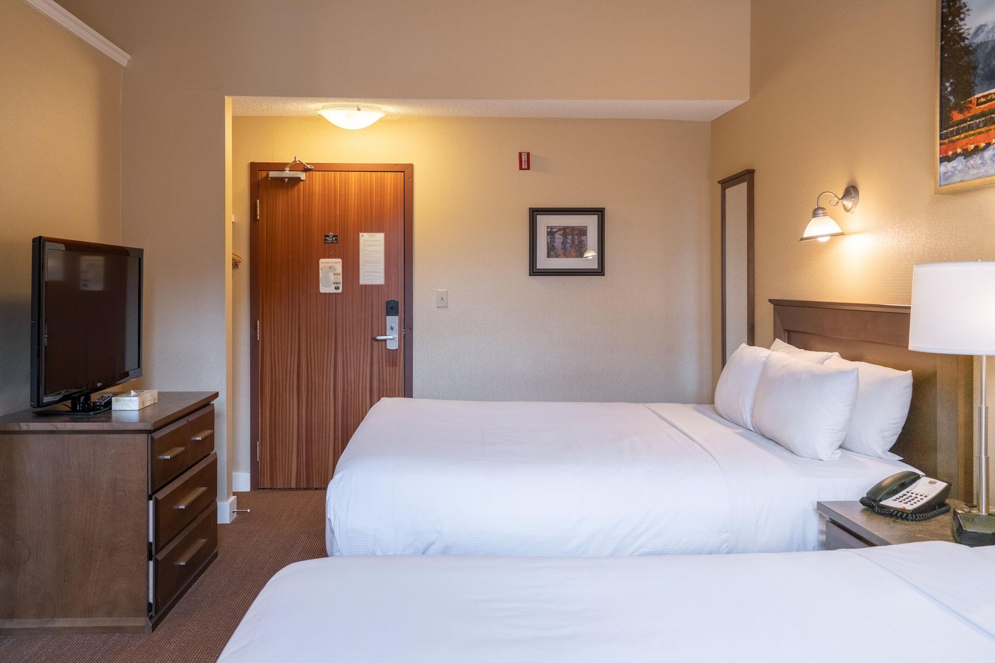 Irwin'S Mountain Inn Banff Bagian luar foto