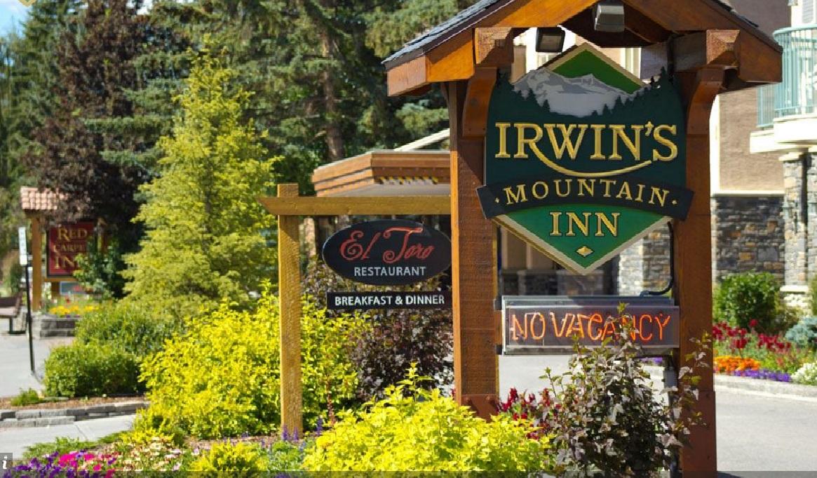 Irwin'S Mountain Inn Banff Bagian luar foto